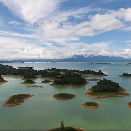 Dansavanh Namngum Resort Ban Keun Luaran gambar